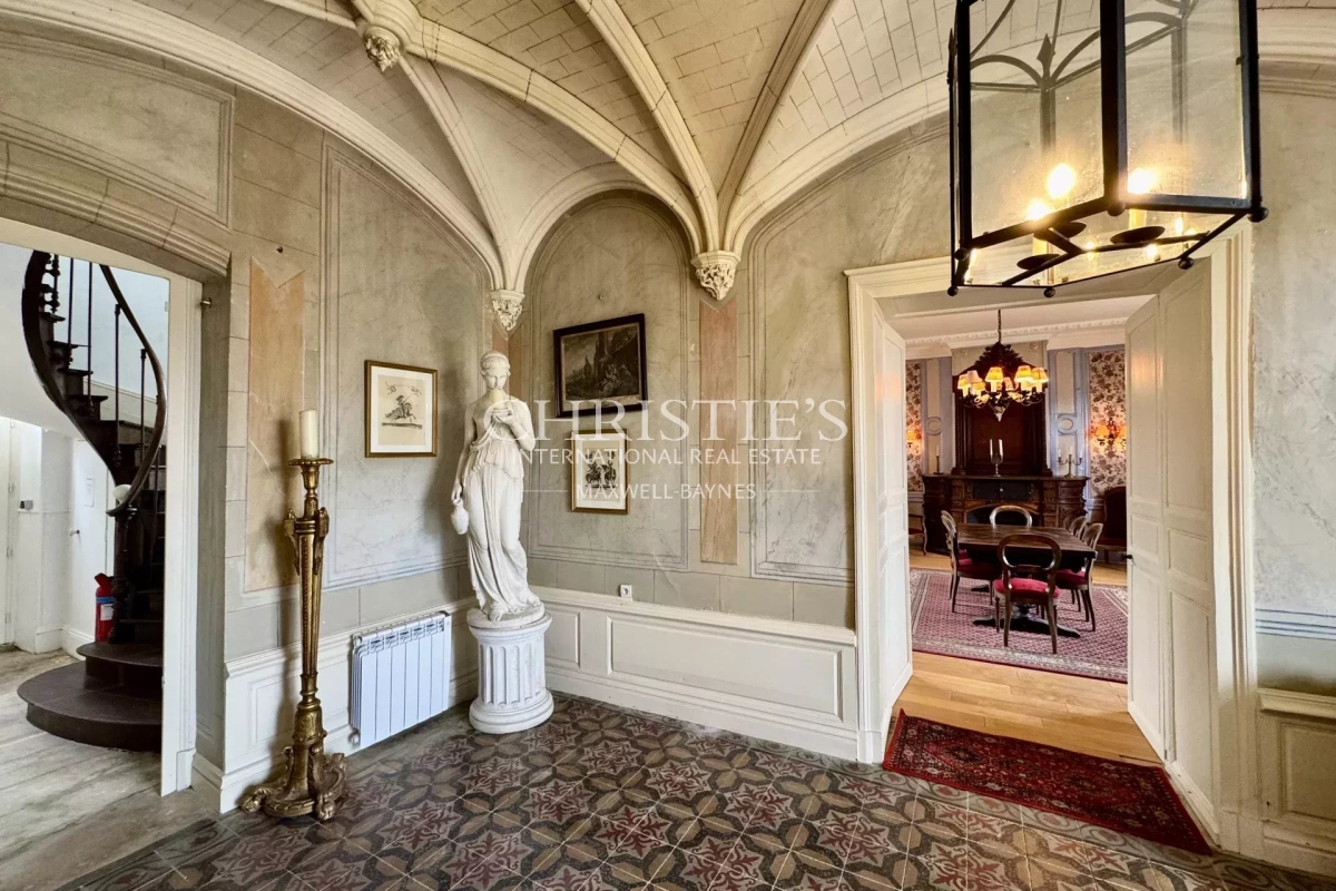 Maison de luxe à vendre à Dienné, 1 590 000 €, Photo 2