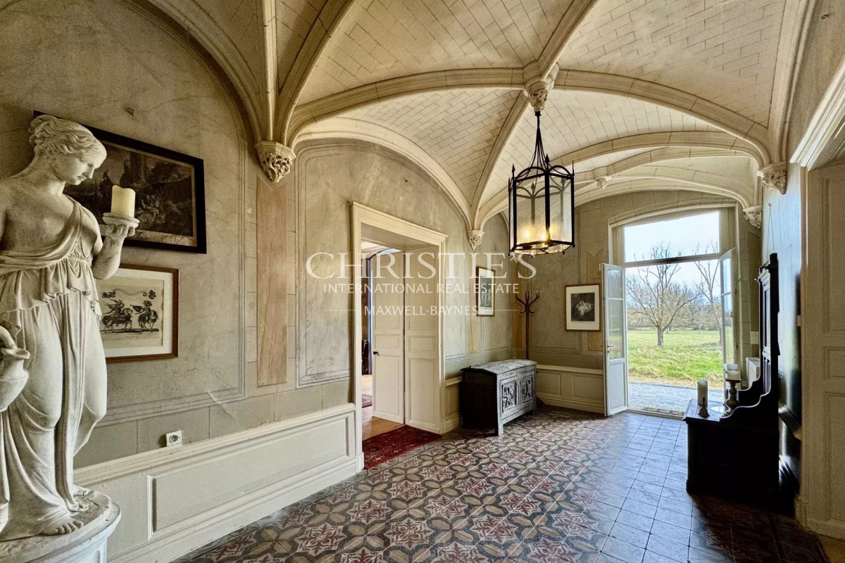 Maison de luxe à vendre à Dienné, 1 590 000 €, Photo 4