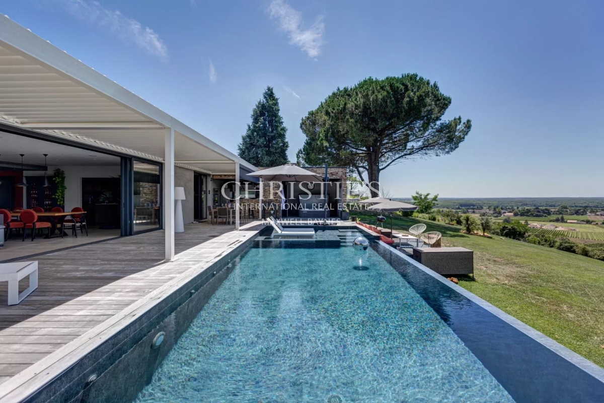 Luxury House for sale in Bordeaux, 2 000 000 €, Photo 1