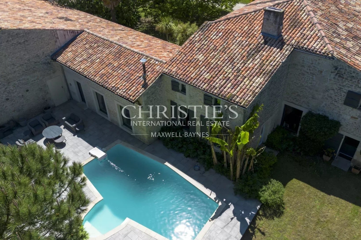 Maison de luxe à vendre à Meursac, 1 340 000 €, Photo 2