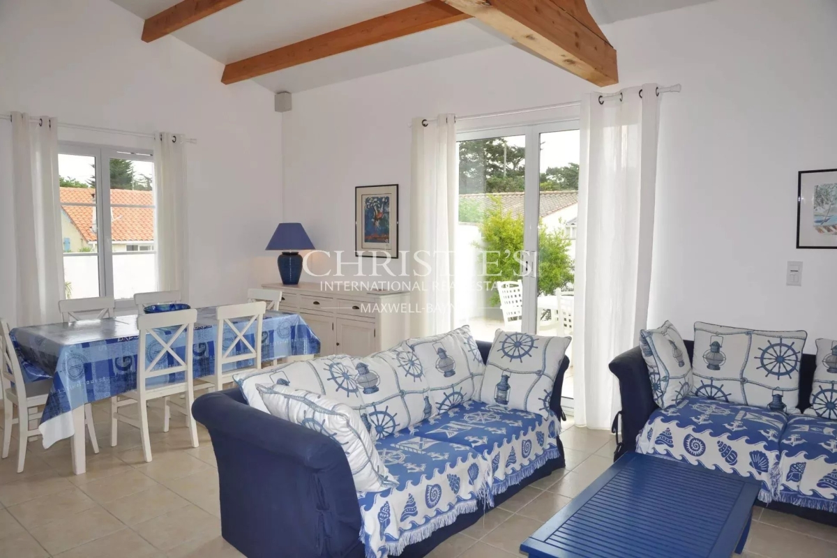 Luxury House for sale in Saint-Georges-d'Oléron, 1 696 000 €, Photo 2