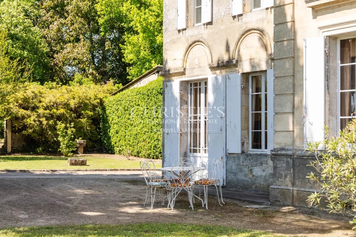 Maison de luxe à vendre à Saint-Émilion, 995 000 €, Photo 2