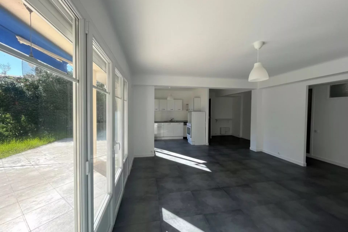 Luxury Apartment for sale in Èze, 480 000 €, Photo 5