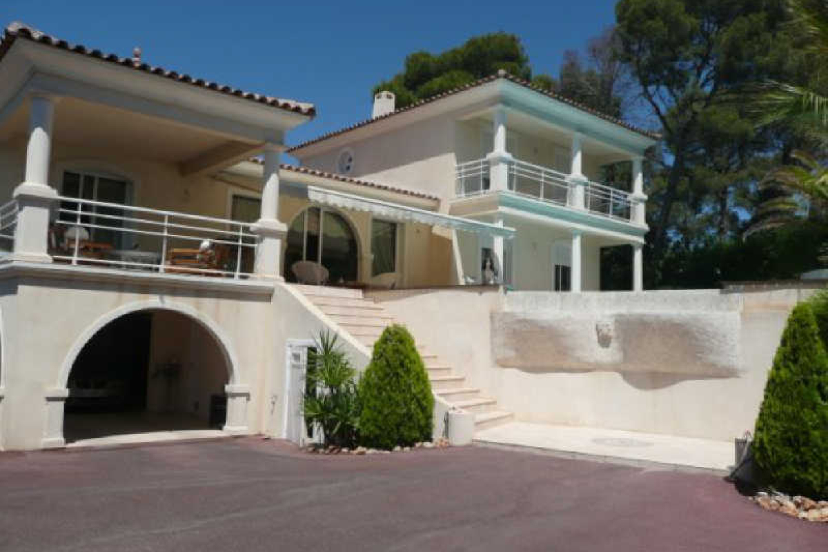Luxury House for sale in Saint-Raphaël, 1 580 000 €, Photo 1