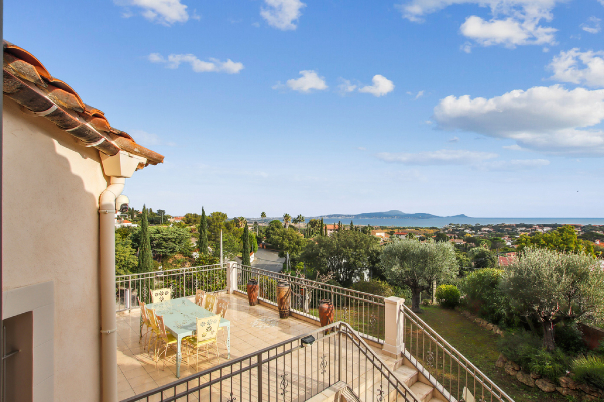 Luxury House for sale in Fréjus, 1 490 000 €, Photo 1