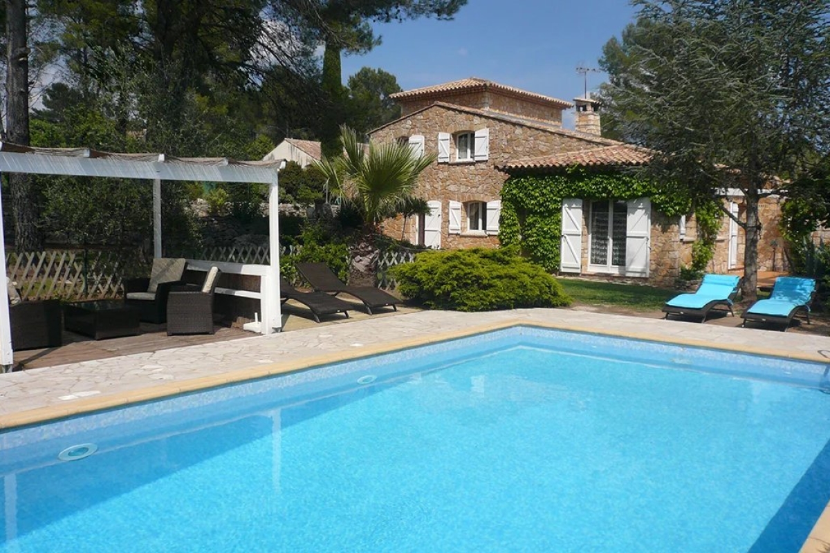 Luxury House for sale in Bagnols-en-Forêt, 990 000 €, Photo 1
