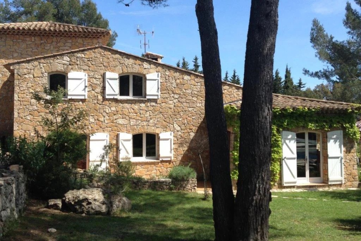 Luxury House for sale in Bagnols-en-Forêt, 990 000 €, Photo 2