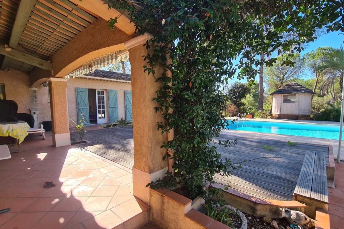 Luxury House for sale in Puget-sur-Argens, 800 000 €, Photo 2