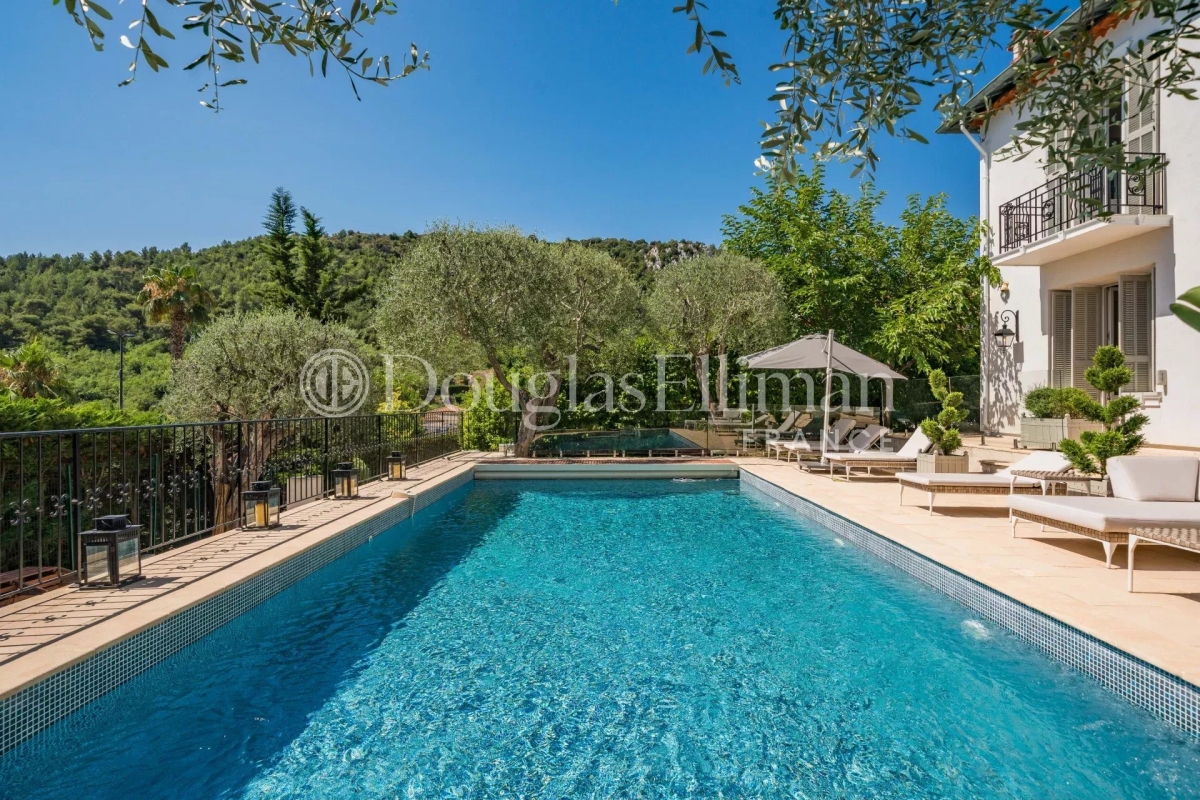 Maison de luxe à vendre à Èze, 3 690 000 €, Photo 2