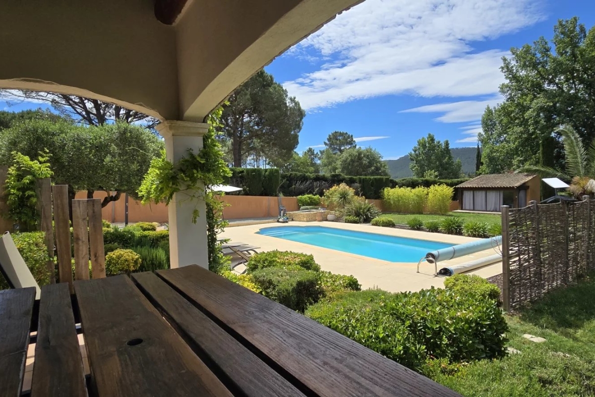 Luxury House for sale in Bagnols-en-Forêt, 884 000 €, Photo 3