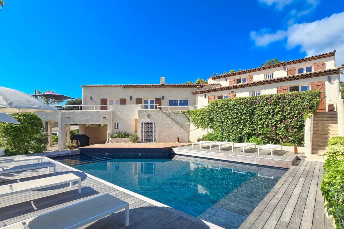 Maison de luxe à vendre à Saint-Aygulf, 1 590 000 €, Photo 3