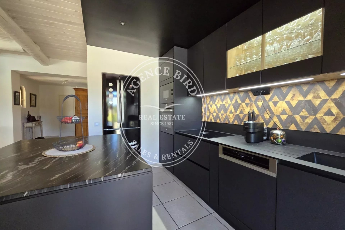 Maison de luxe à vendre à Bagnols-en-Forêt, 890 000 €, Photo 6