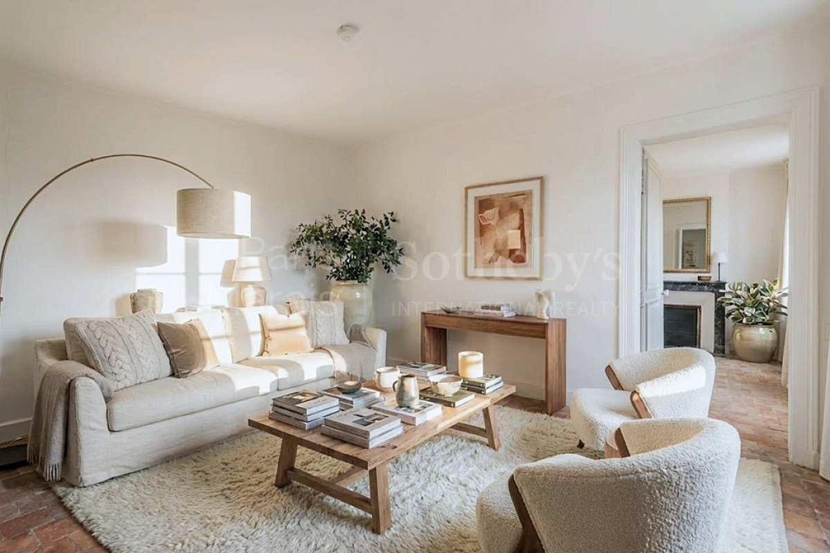 Luxury Apartment for sale in Paris 6Ème, 1 400 000 €, Photo 1