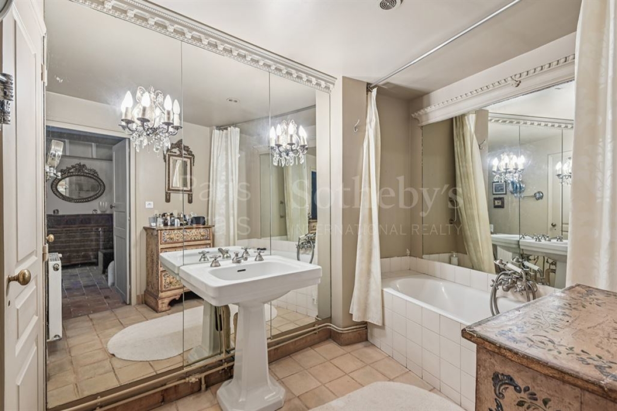 Luxury Apartment for sale in Paris 6Ème, 1 400 000 €, Photo 6