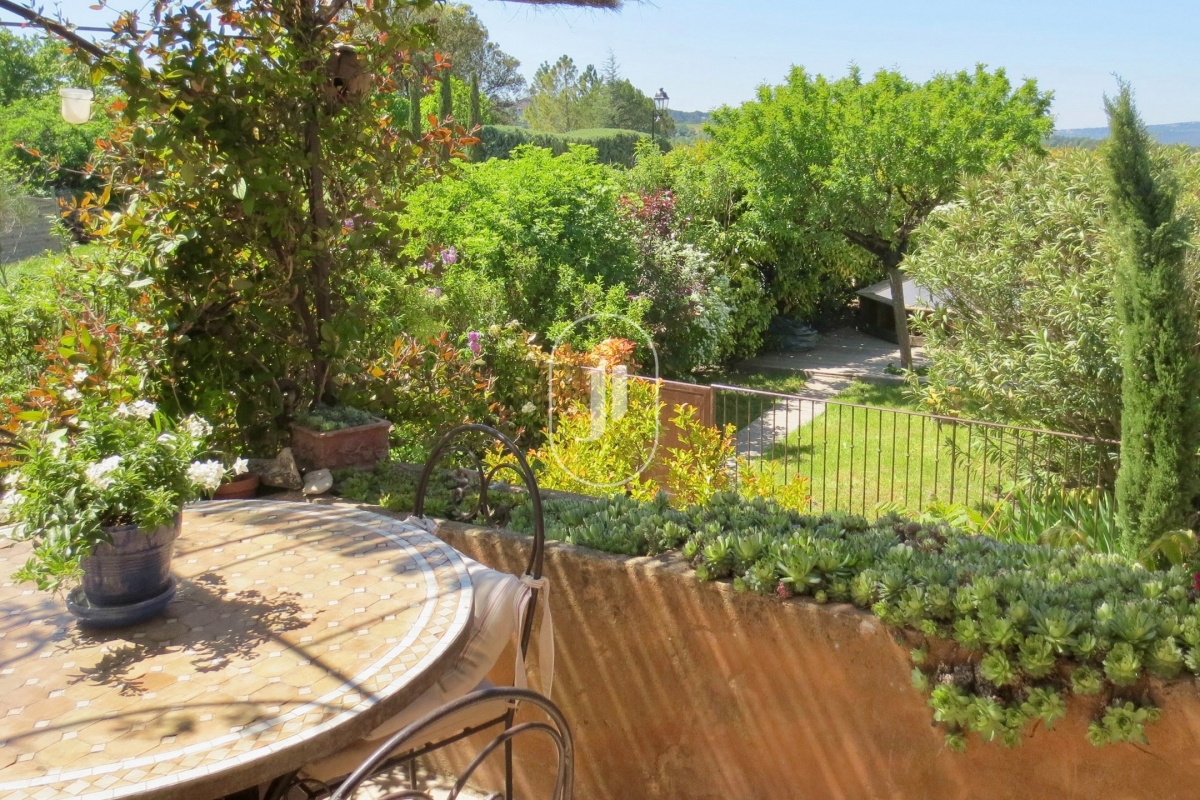 Maison de luxe à vendre à Roussillon, 477 000 €, Photo 2