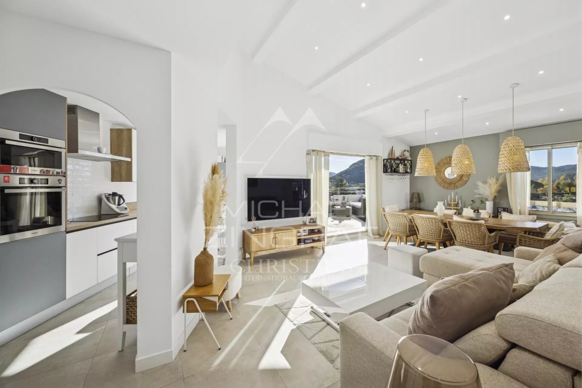 Appartement de luxe à vendre à Mandelieu-la-Napoule, 1 100 000 €, Photo 3