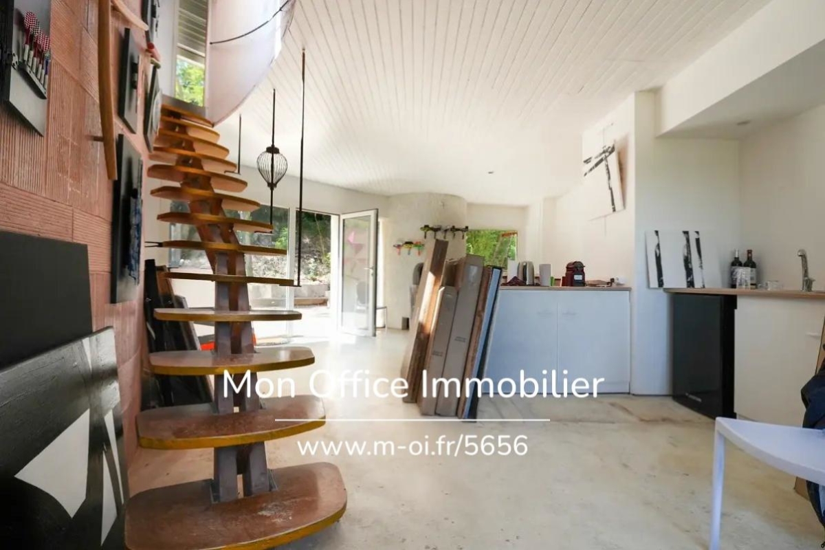 Maison de luxe à vendre à Venelles, 590 000 €, Photo 2