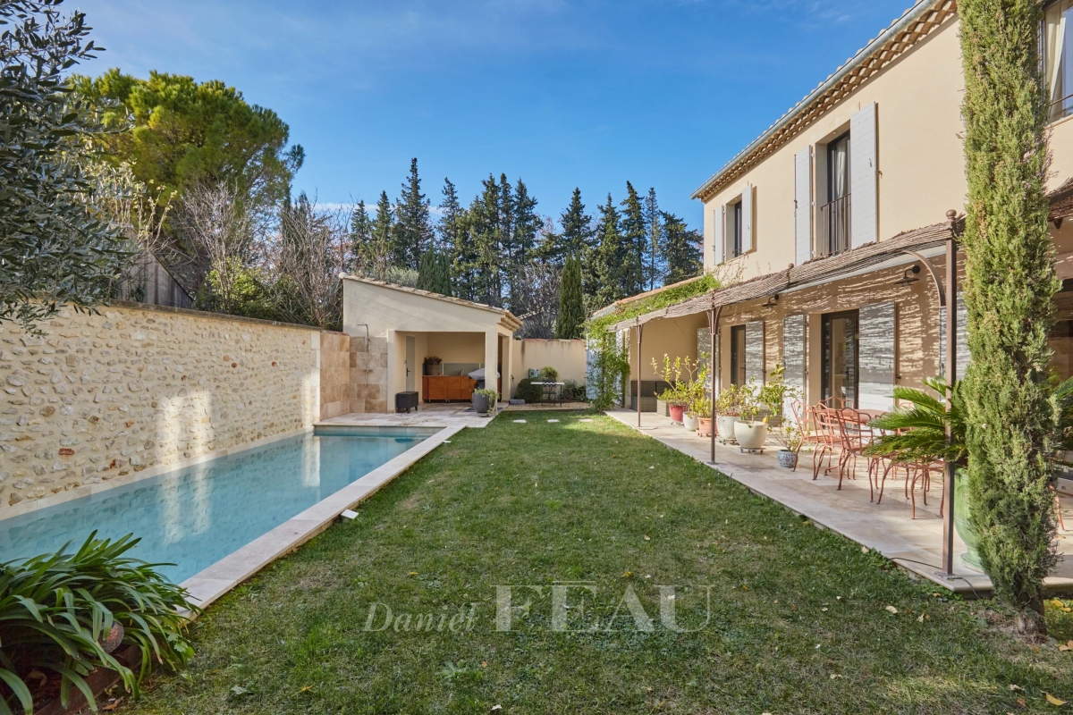 Luxury House for sale in Maussane les Alpilles, 1 385 000 €, Photo 1