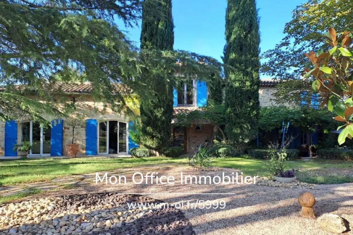 Maison de luxe à vendre à Jouques, 1 390 000 €, Photo 1