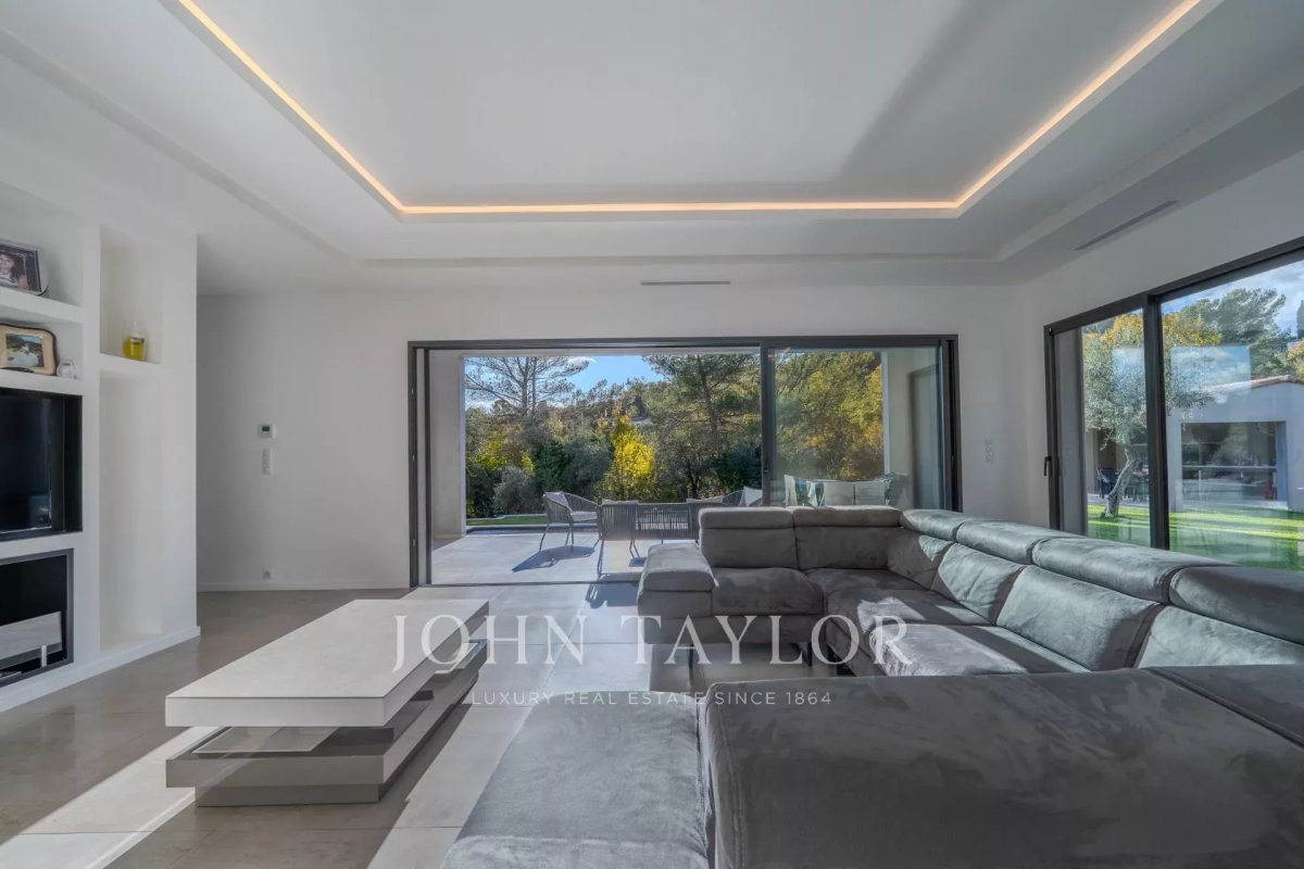 Maison de luxe à vendre à Le Rouret, 1 995 000 €, Photo 2