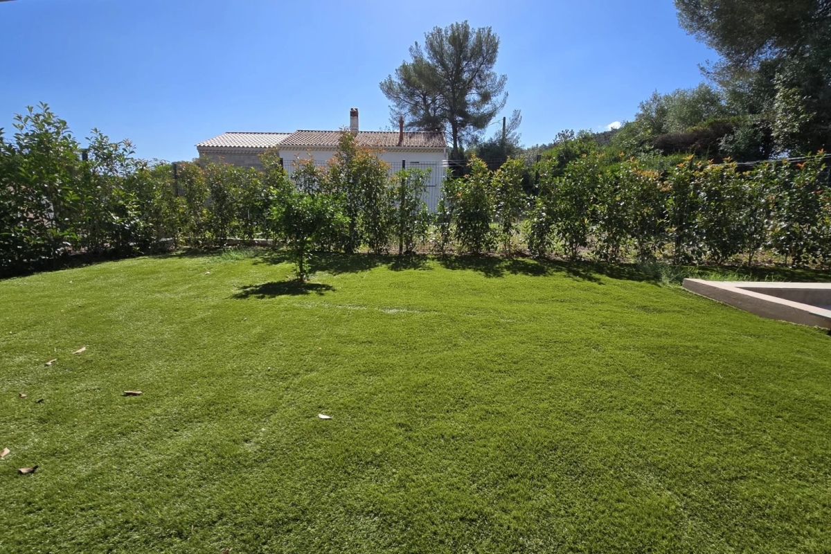 Luxury Apartment for sale in Saint-Raphaël, 699 000 €, Photo 3