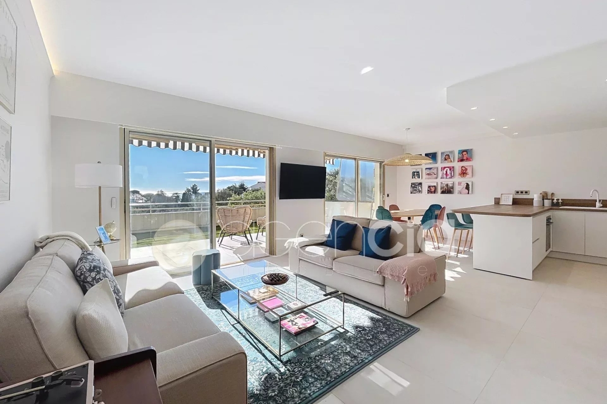 Appartement de luxe à vendre à Cannes, 695 000 €, Photo 3