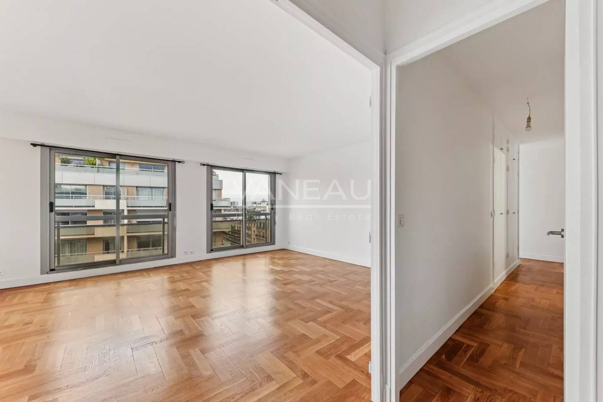 Luxury Apartment for sale in Paris 15Ème, 880 000 €, Photo 1