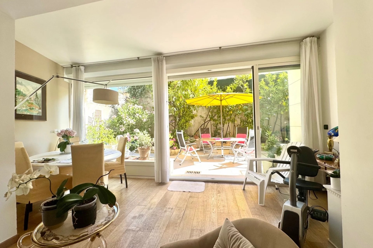 Appartement de luxe à vendre à Cannes, 550 000 €, Photo 1