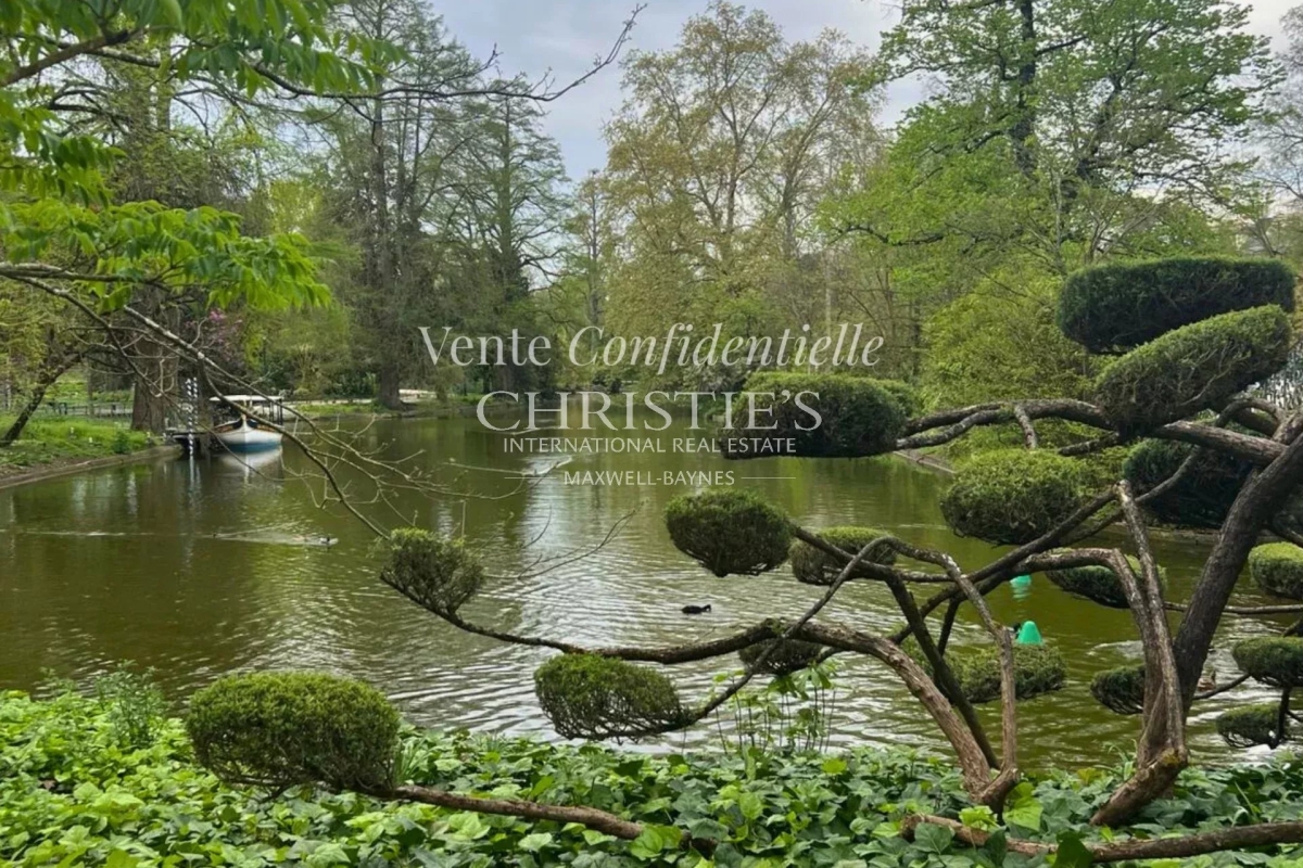 Luxury Apartment for sale in Bordeaux, 4 935 000 €, Photo 1