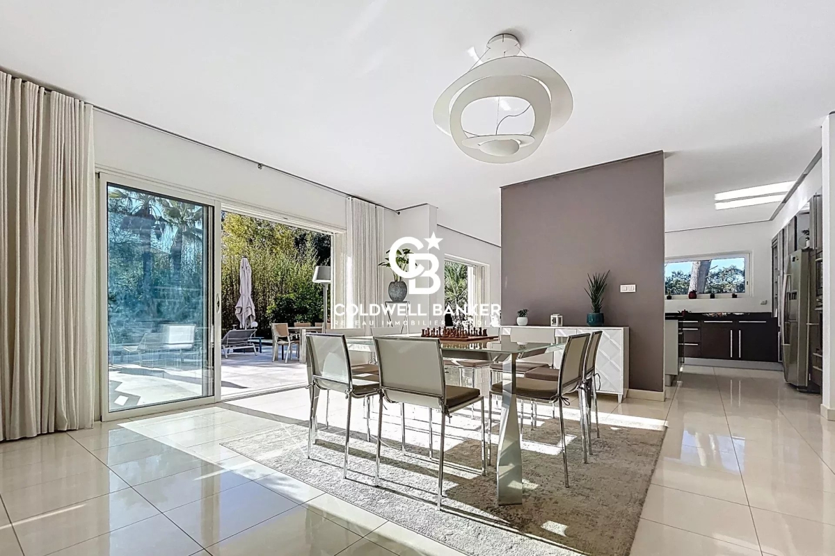 Luxury House for sale in Fréjus, 1 495 000 €, Photo 2