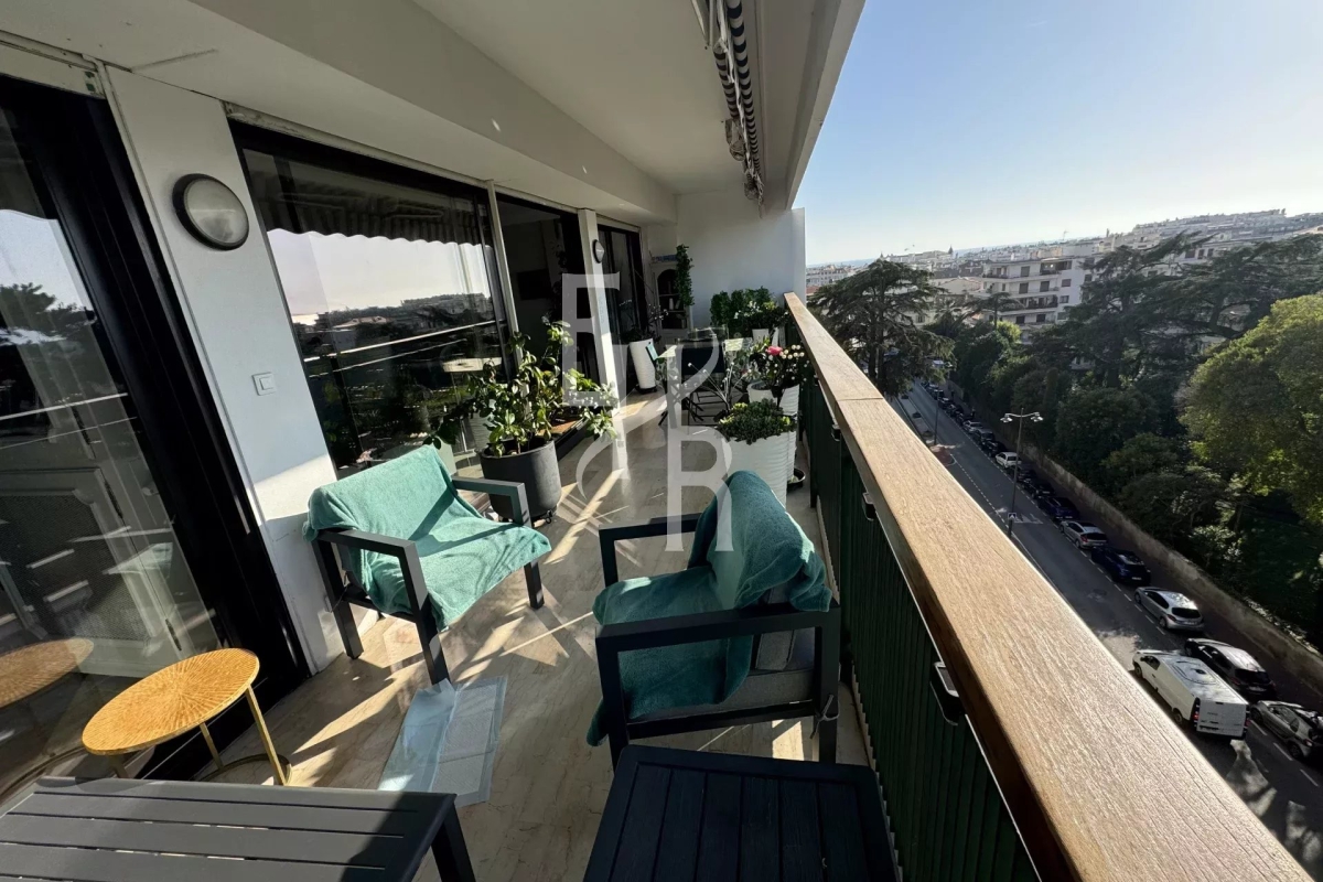 Luxury Apartment for sale in Cannes, 1 090 000 €, Photo 4
