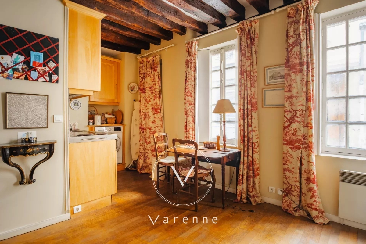 Luxury Apartment for sale in Paris 6Ème, 375 000 €, Photo 1