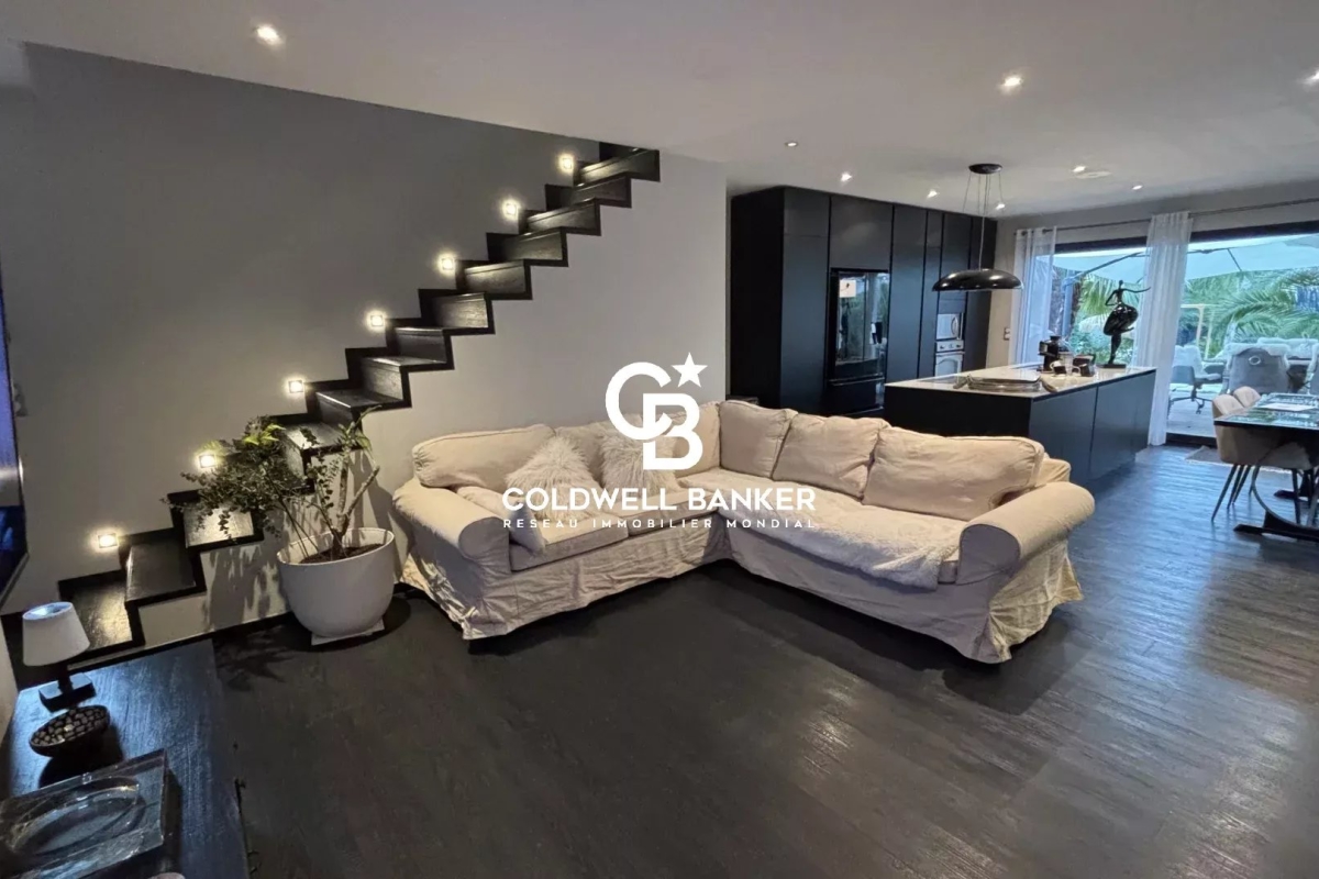 Luxury House for sale in La Colle-sur-Loup, 895 000 €, Photo 2