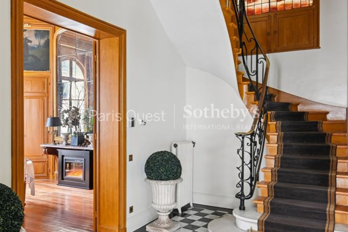 Maison de luxe à vendre à Paris 7ème, 15 600 000 €, Photo 1