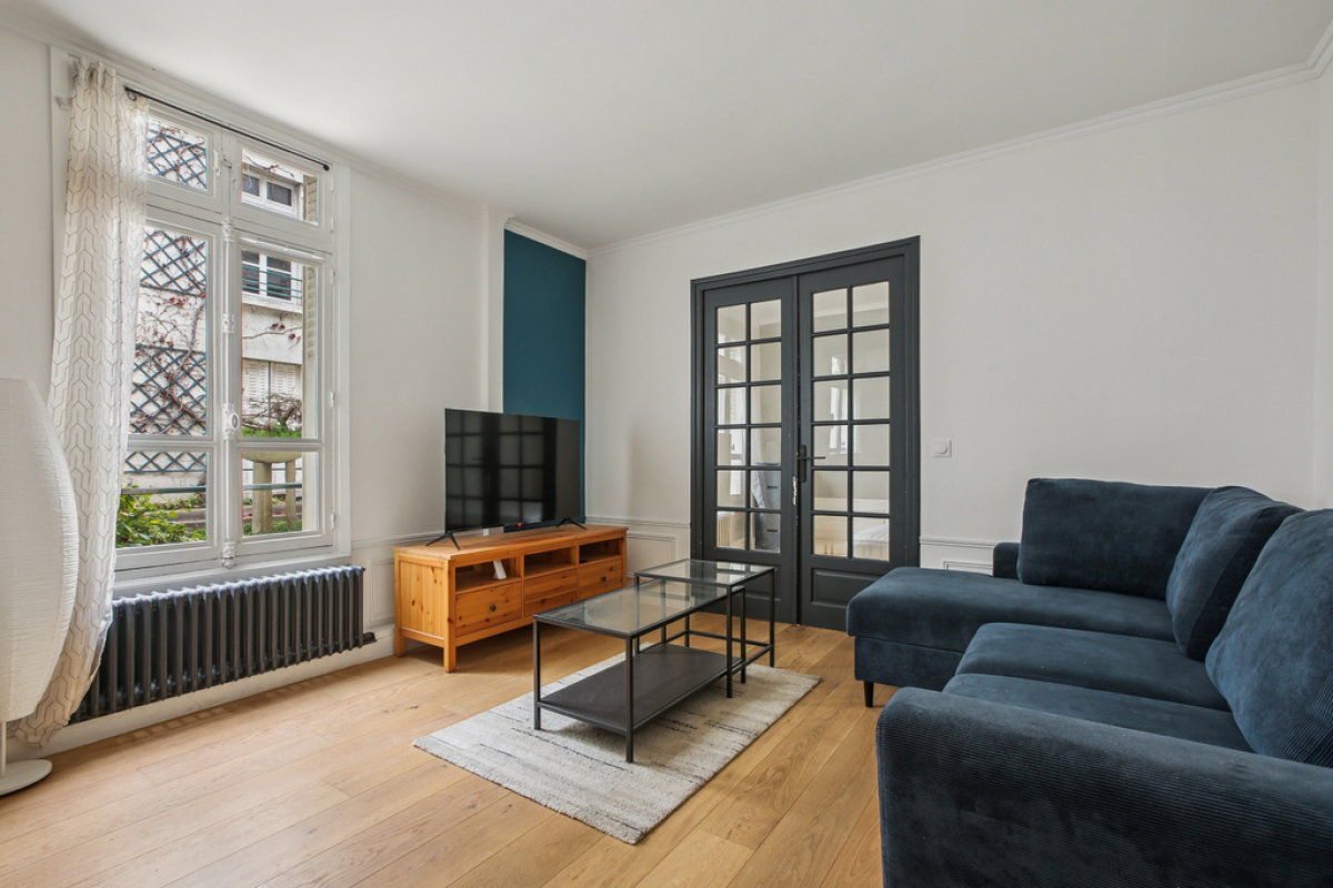 Luxury Apartment for sale in Paris 7ème, 670 000 €, Photo 1