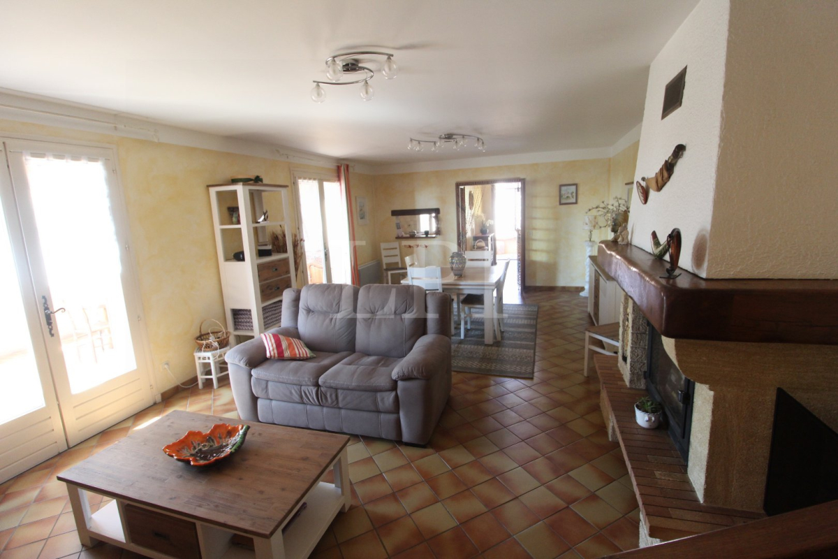 Maison de luxe à vendre à Saint Saturnin les Apt, 758 000 €, Photo 6