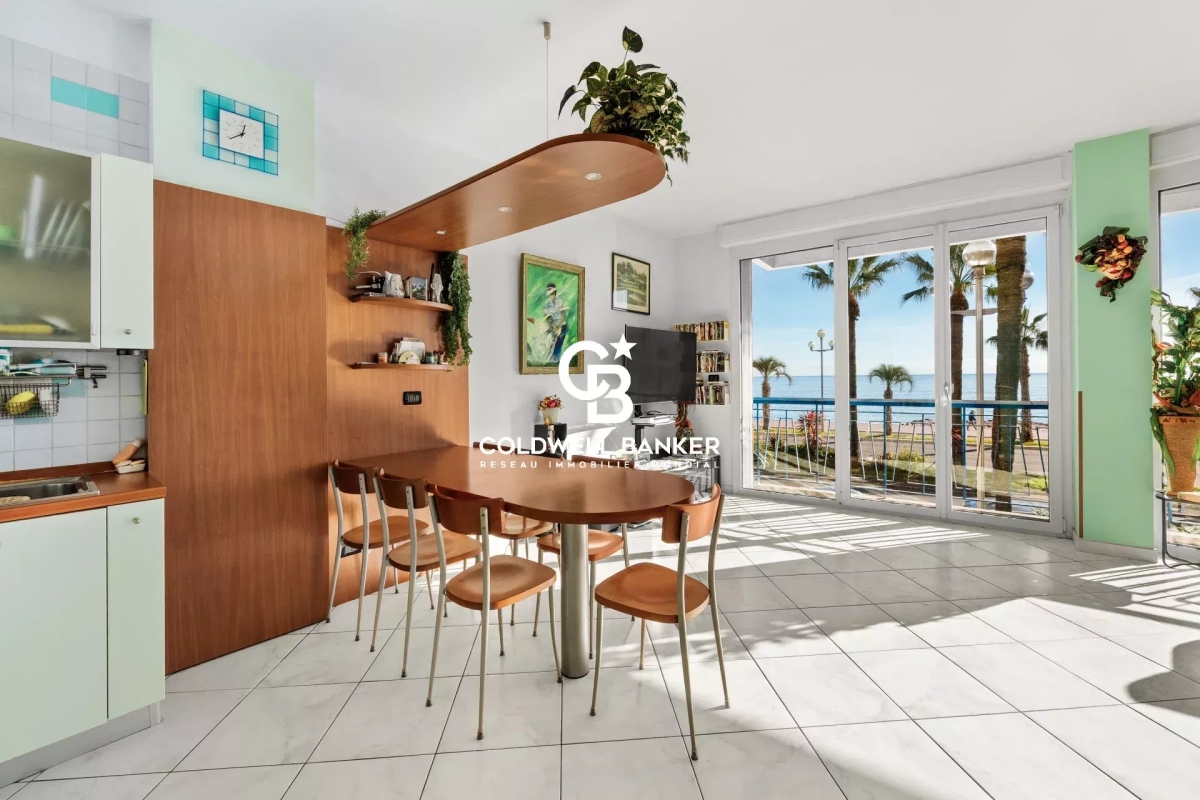 Luxury Apartment for sale in Nice, 780 000 €, Photo 3