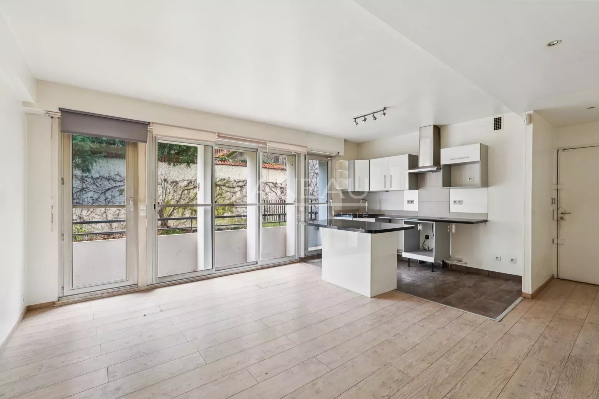 Appartement de luxe à vendre à Boulogne-Billancourt, 389 000 €, Photo 2