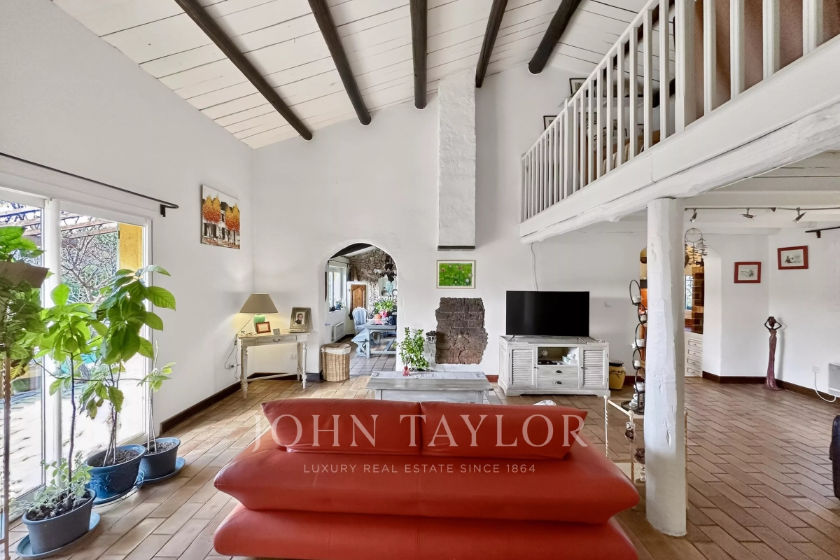 Maison de luxe à vendre à Le Castellet, 790 000 €, Photo 7