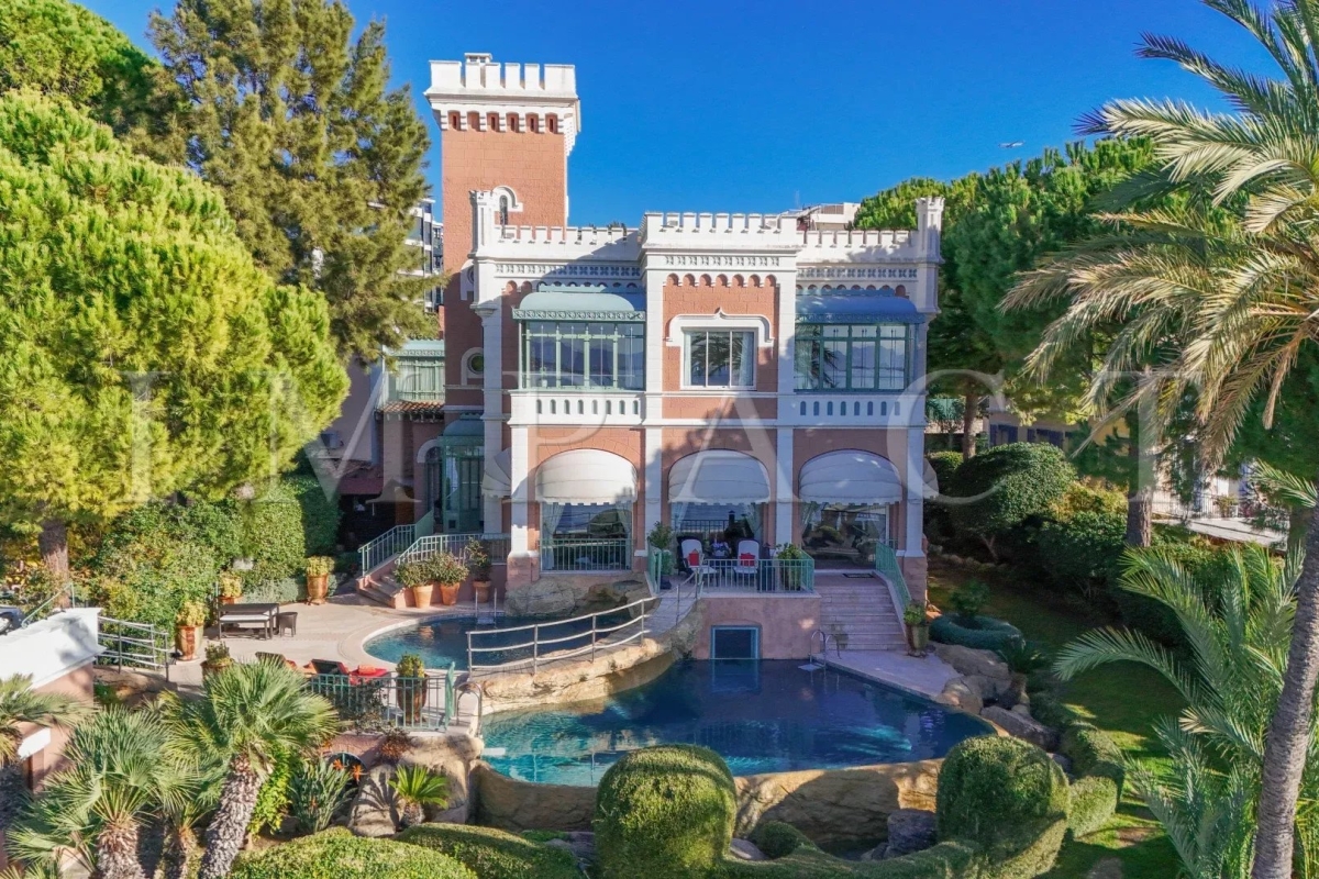 Maison de luxe à vendre à Antibes, 23 320 000 €, Photo 1