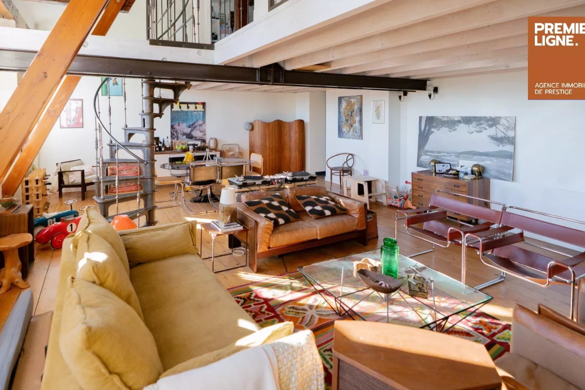 Luxury Apartment for sale in Bordeaux, 520 000 €, Photo 1