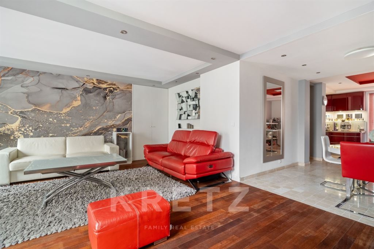 Luxury Apartment for sale in Paris 16Ème, 1 210 000 €, Photo 2