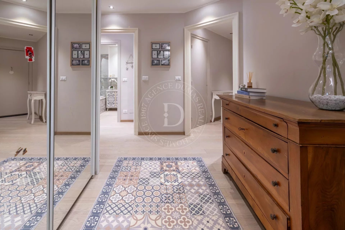 Appartement de luxe à vendre à Beaulieu-sur-Mer, 480 000 €, Photo 2