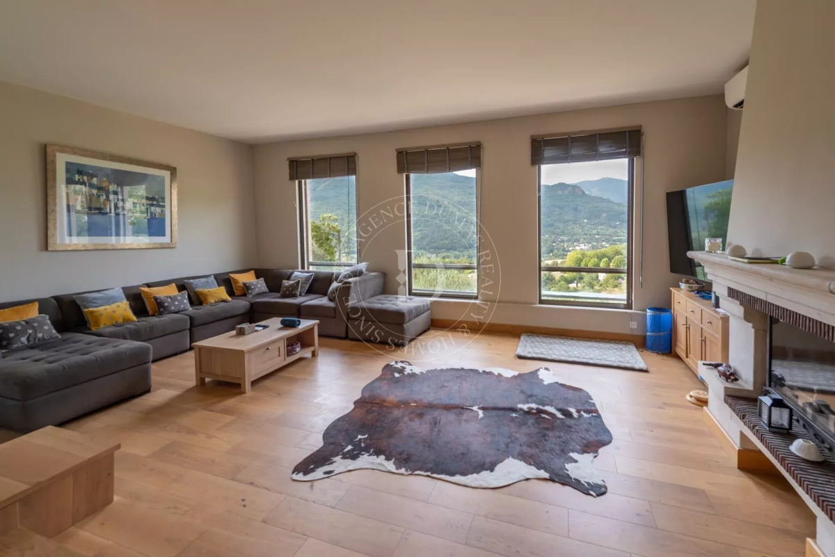 Maison de luxe à vendre à Sospel, 1 195 000 €, Photo 3