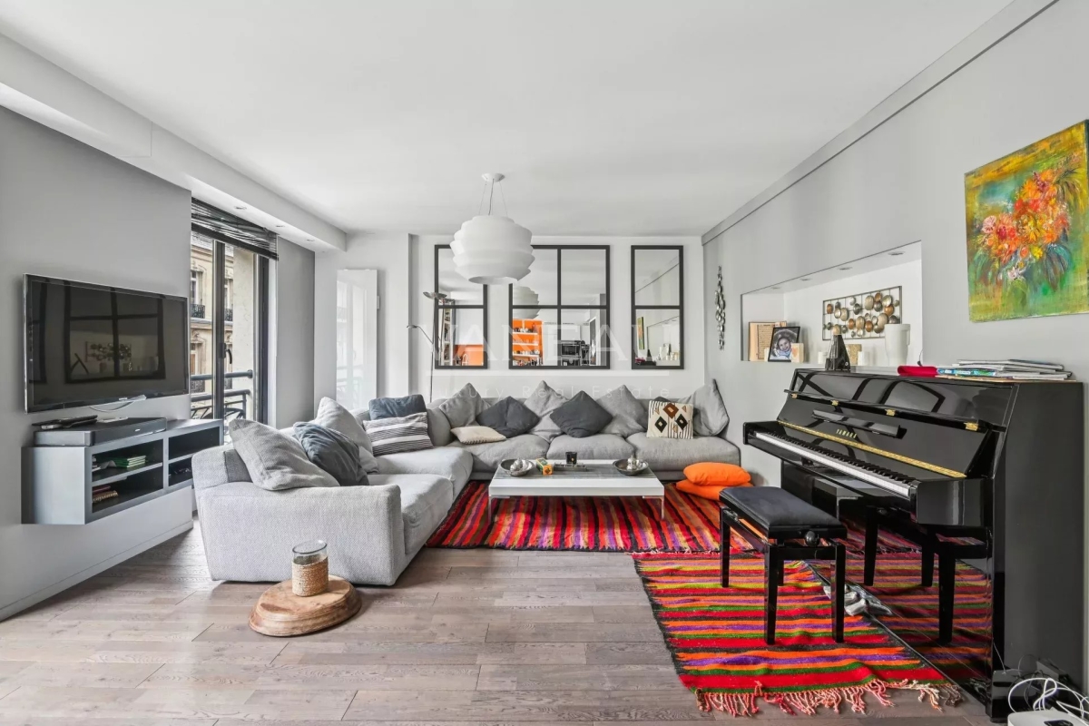 Luxury Apartment for sale in Paris 8Ème, 1 860 000 €, Photo 3