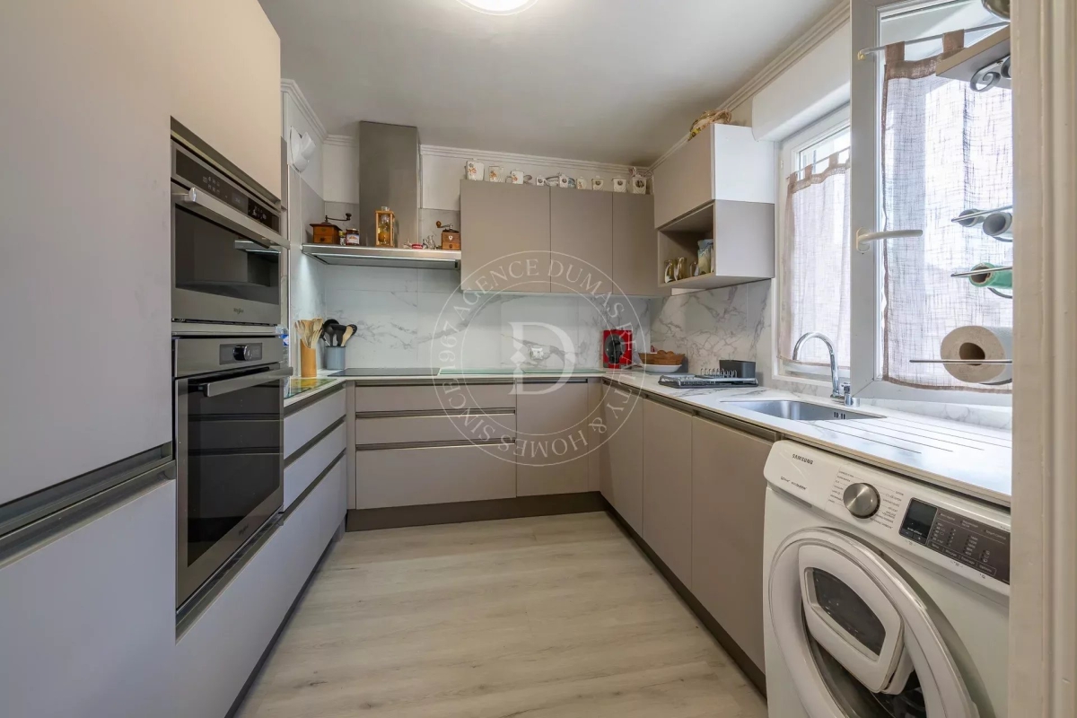 Luxury Apartment for sale in Beaulieu-sur-Mer, 690 000 €, Photo 4