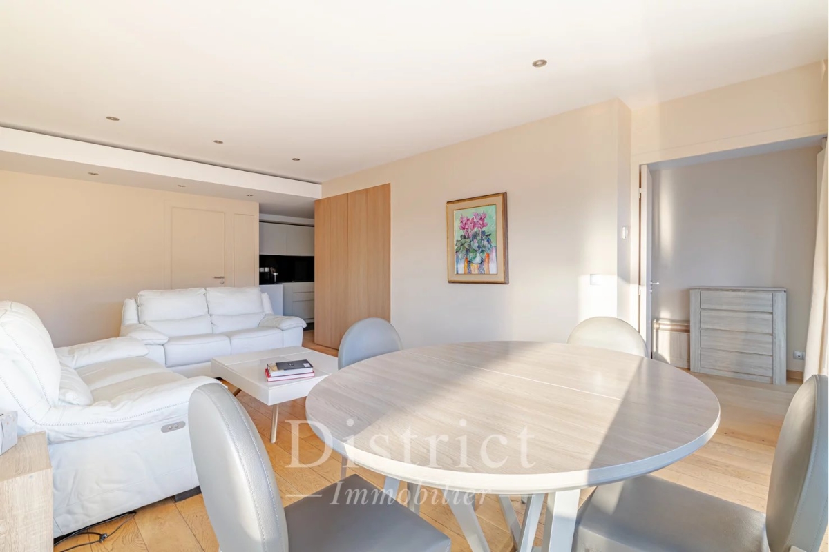 Luxury Apartment for sale in Paris 7Ème, 1 100 000 €, Photo 4