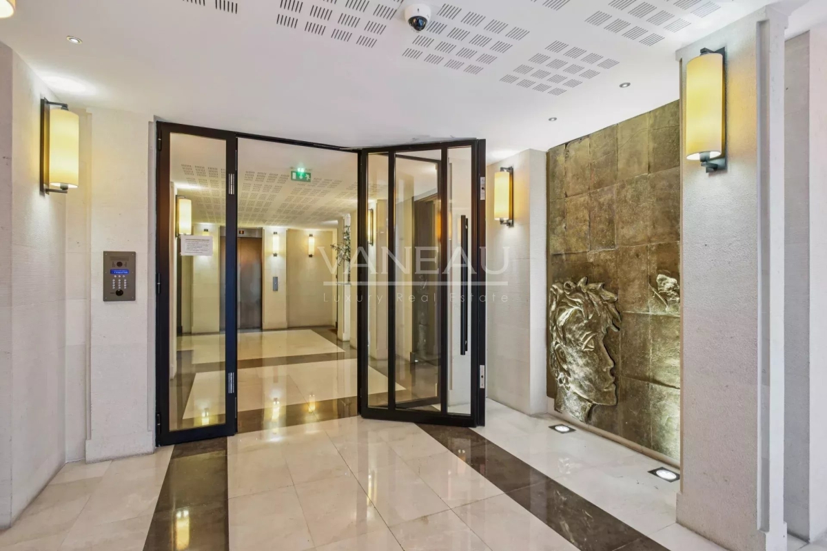 Luxury Apartment for sale in Paris 7Ème, 749 000 €, Photo 7