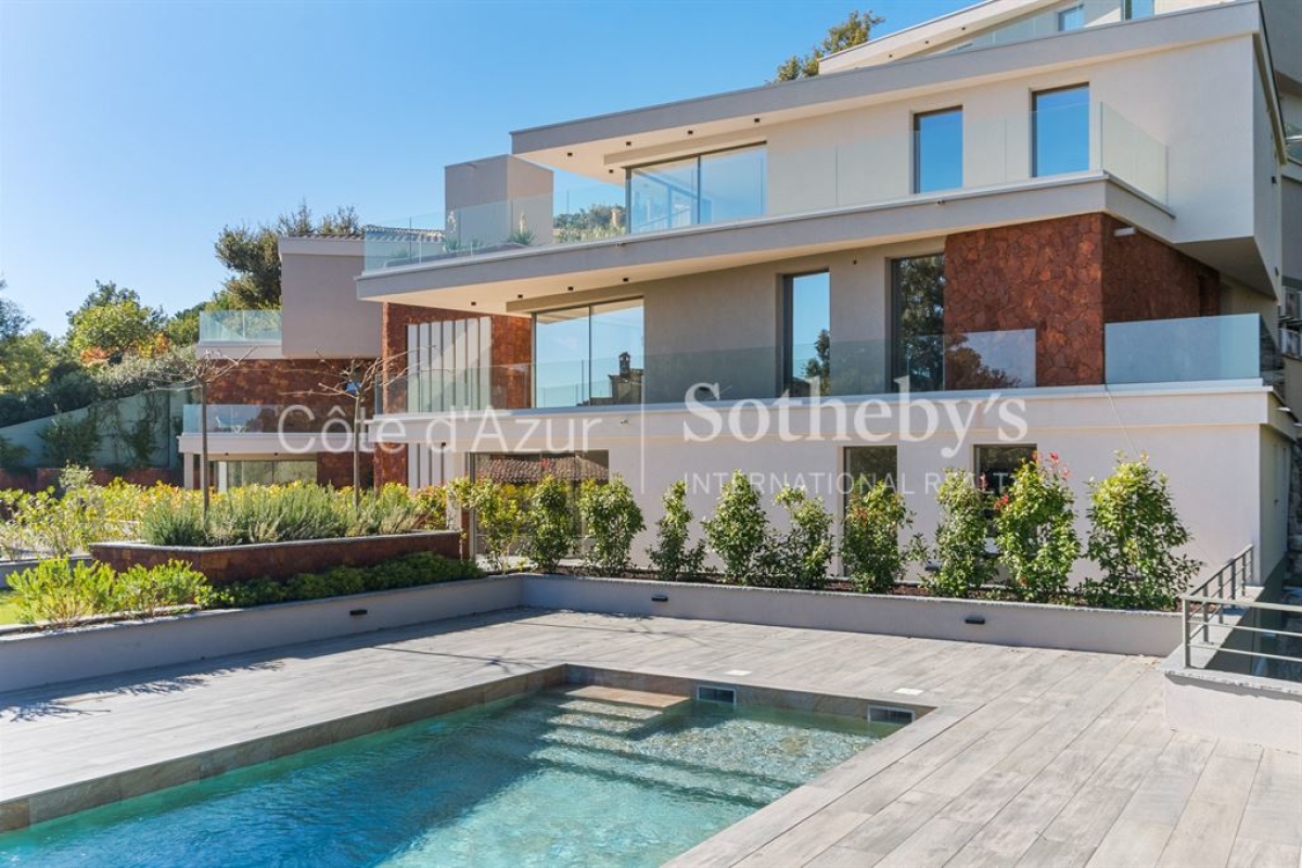 Luxury Apartment for sale in Les Adrets de l'Esterel, 735 000 €, Photo 2