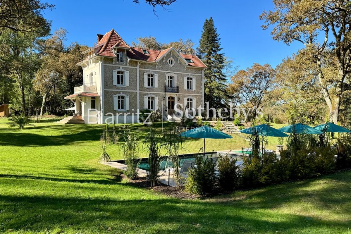 Luxury House for sale in Hossegor, 2 965 000 €, Photo 1
